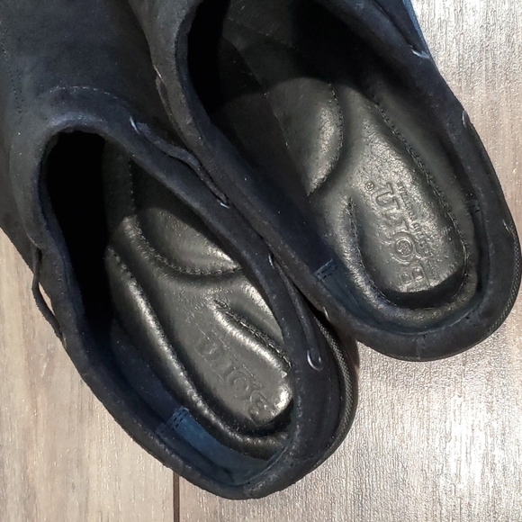 NEW Born Tahoe Women's in Black Distressed Clog shoes boots heels leather - Picture 8 of 10